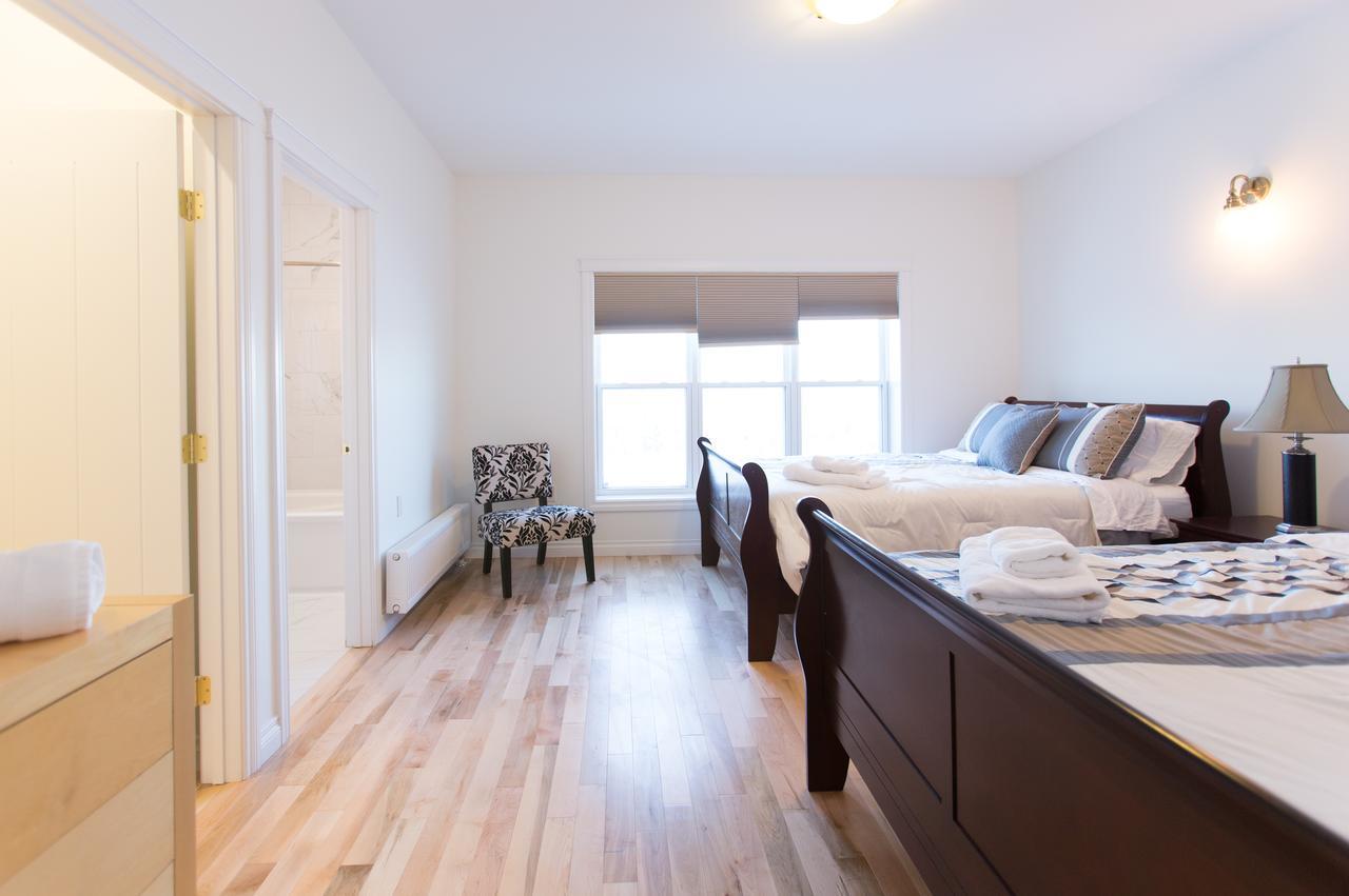 Aurora Deluxe Guest House Yellowknife Esterno foto