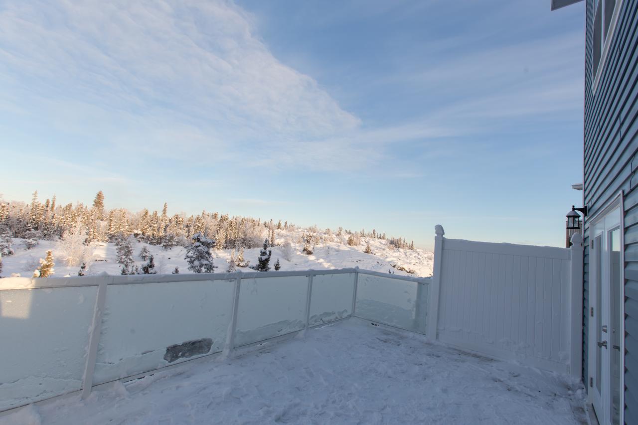 Aurora Deluxe Guest House Yellowknife Esterno foto