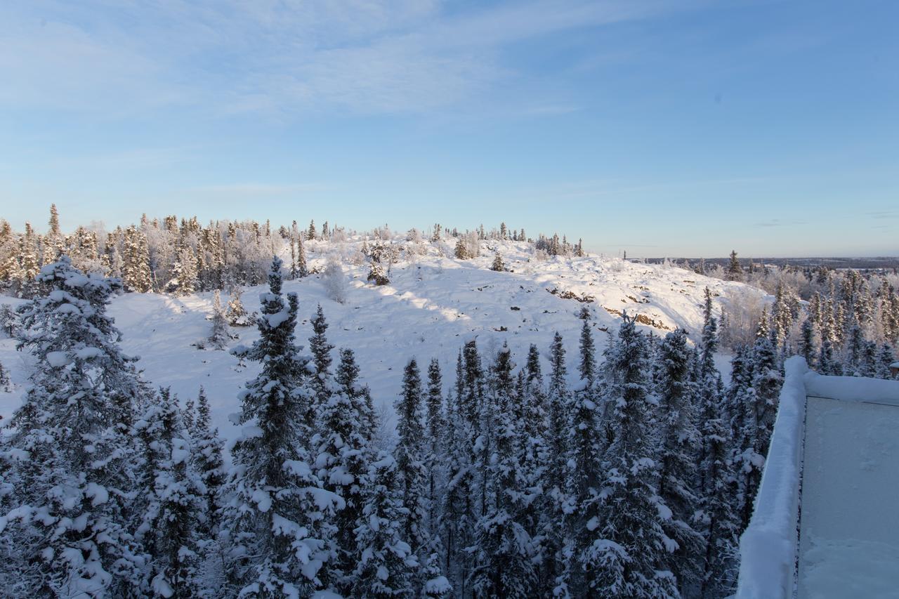 Aurora Deluxe Guest House Yellowknife Esterno foto