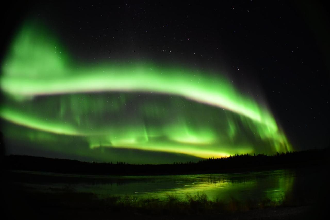 Aurora Deluxe Guest House Yellowknife Esterno foto