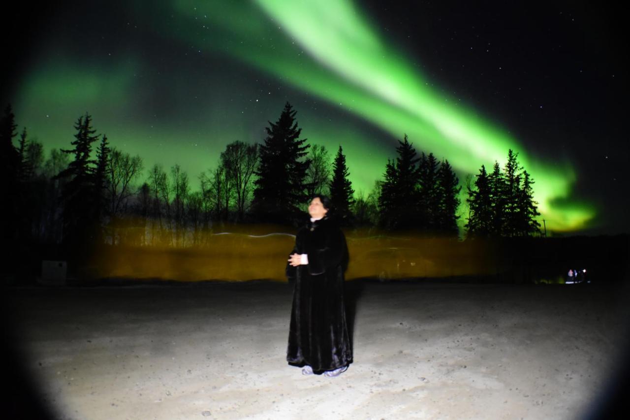 Aurora Deluxe Guest House Yellowknife Esterno foto