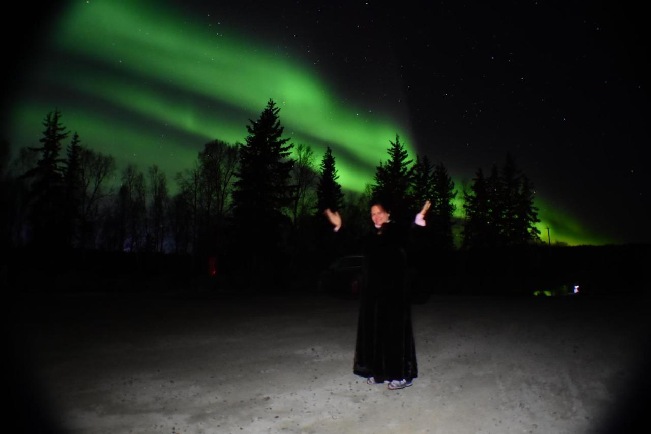 Aurora Deluxe Guest House Yellowknife Esterno foto
