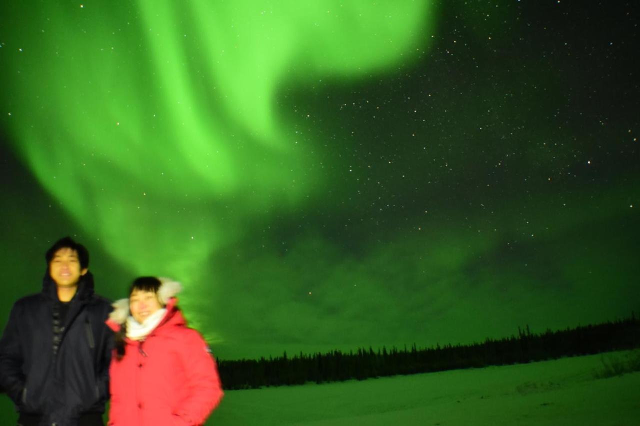Aurora Deluxe Guest House Yellowknife Esterno foto