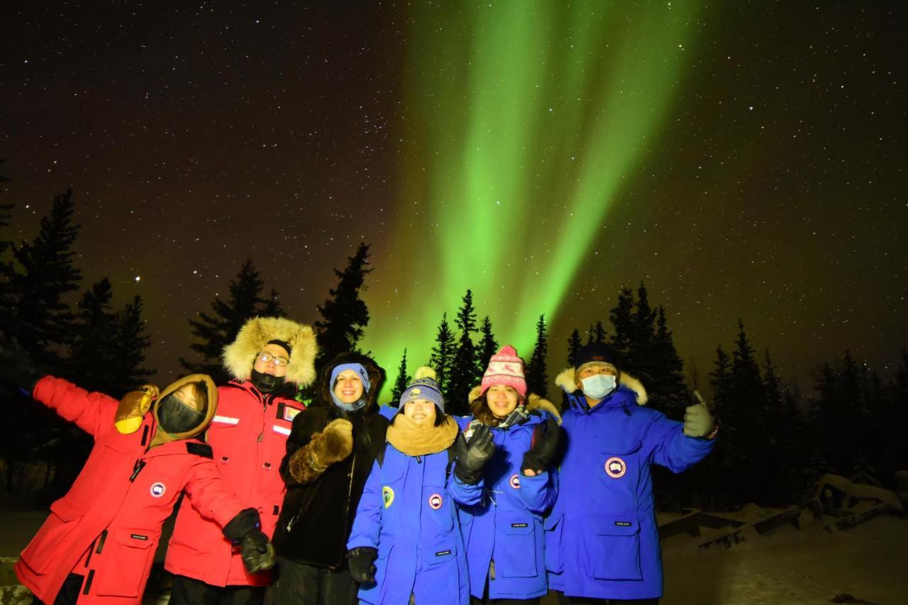Aurora Deluxe Guest House Yellowknife Esterno foto